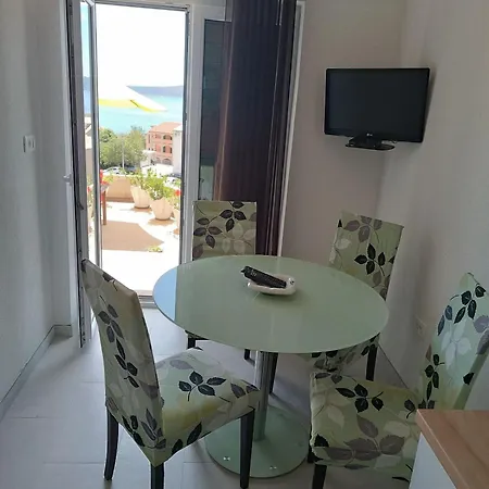 Apartment Ante